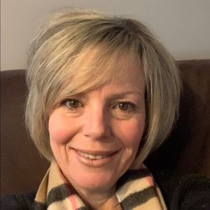 Meet your Posher, Sharon